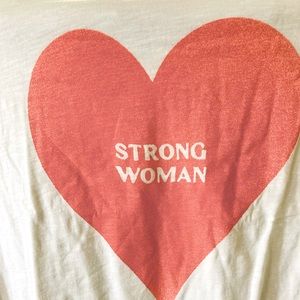 OL NAVY TEE “STRONG WOMAN”